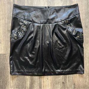 Have Women’s Black Pleated Studded Faux Leather Mini Skirt Front Pockets Size M